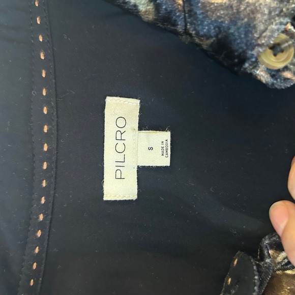 PILCRO Velvet Floral Button Down Shirt Black Bronze Long Sleeve Blouse Small - Picture 8 of 11